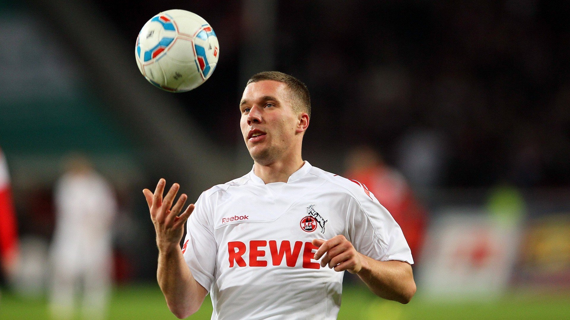 开云体育app安全下载-伊朗传统马术赛事“Chovgan”在2024年成功举办，吸引众多观众参与。