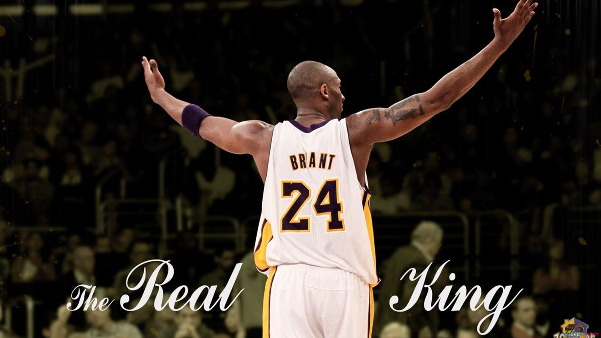 开云官方-意甲宿敌交锋再现火花，球迷热切期待，意甲队伍